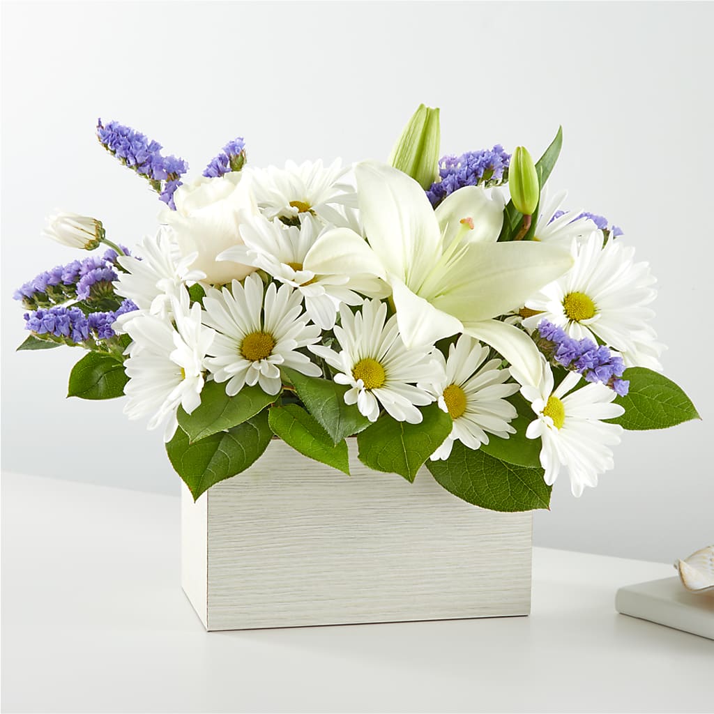 Beyond Blue Box Bouquet – Woodbury Flowers, Woodbury GA