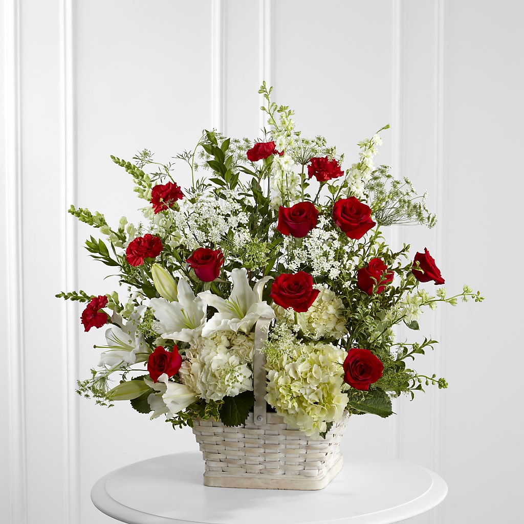 In Loving Memory Arrangement – Woodbury Flowers, Woodbury GA