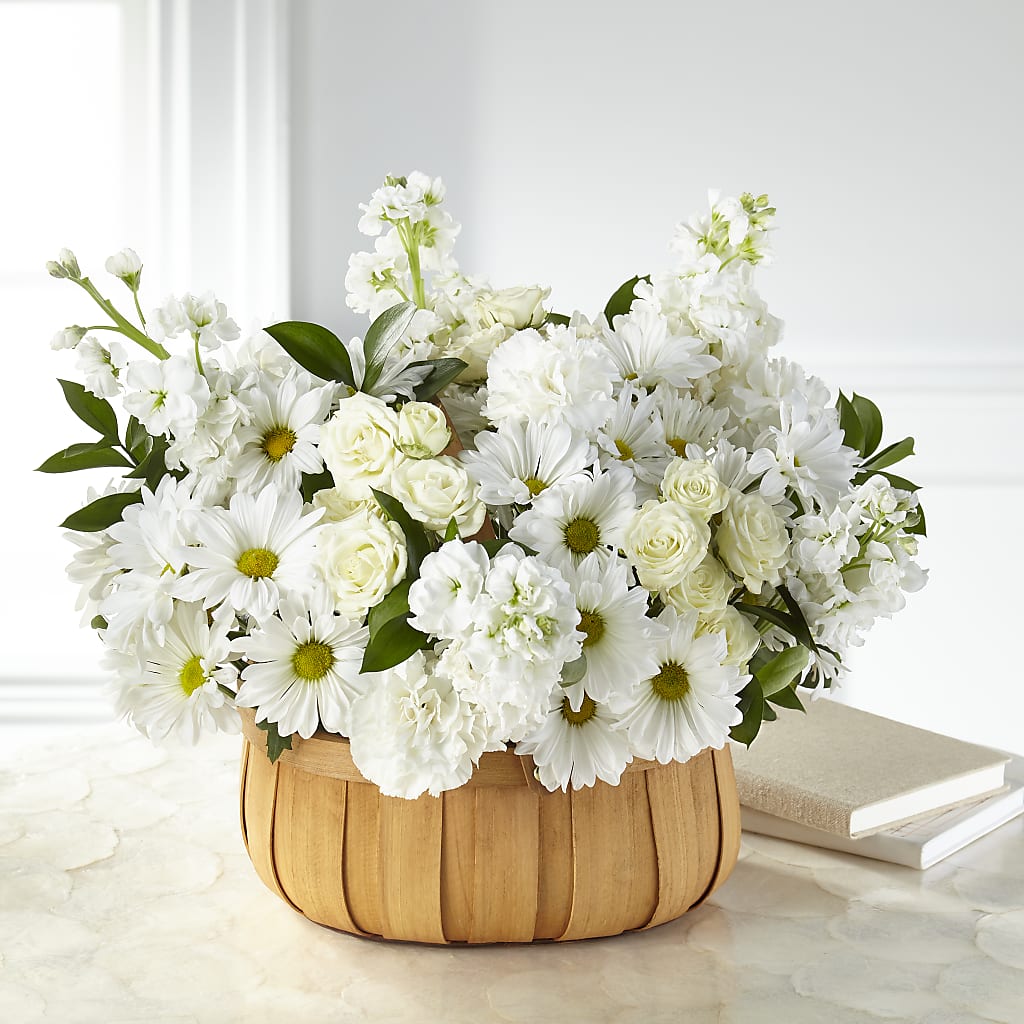 Graceful Garden Basket – Woodbury Flowers, Woodbury GA