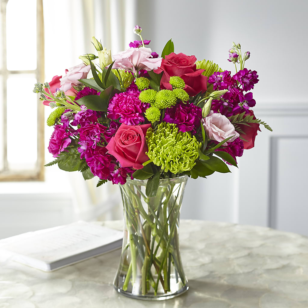 Everlasting Embrace Bouquet – Woodbury Flowers, Woodbury GA