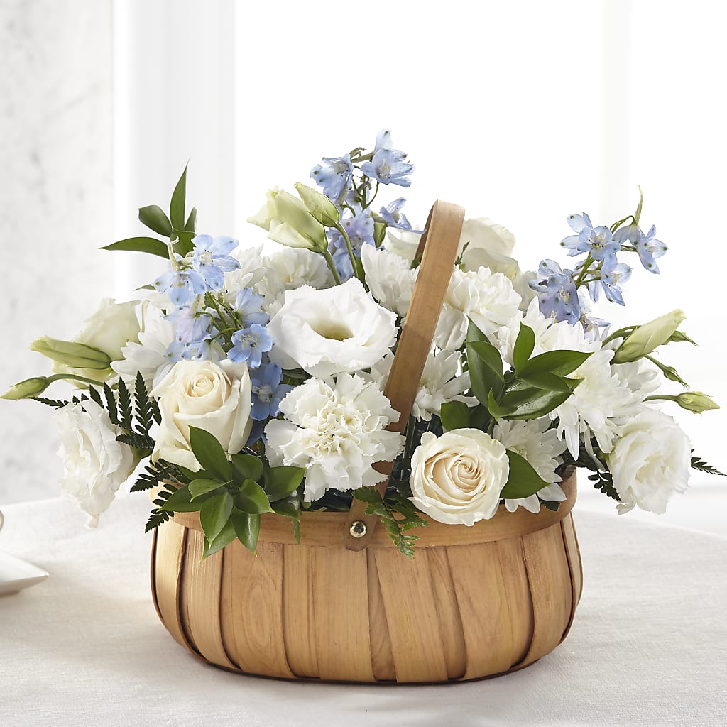 Sincerely Heartfelt Basket – Woodbury Flowers, Woodbury GA