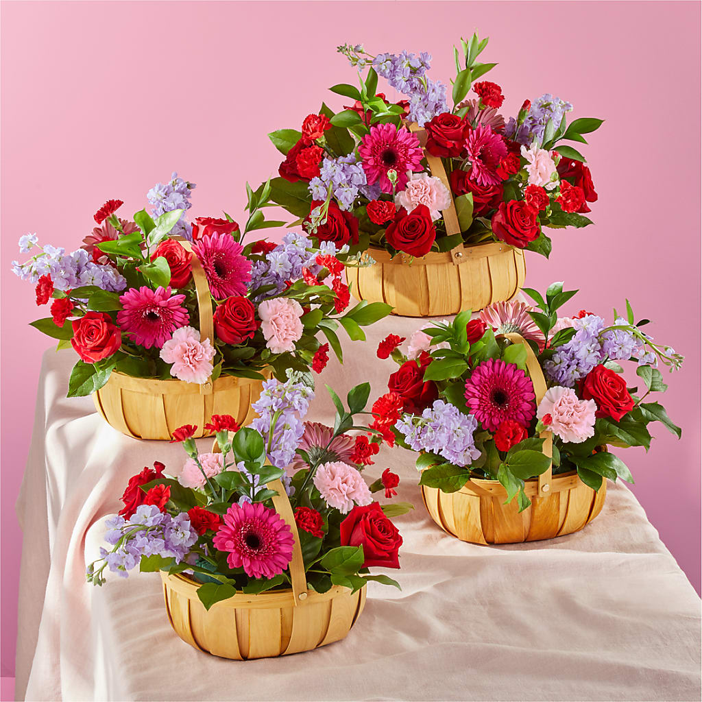 Pink Picnic Basket – Woodbury Flowers, Woodbury GA
