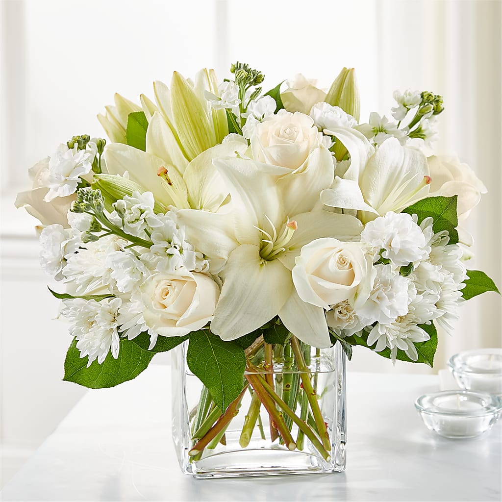 Gentle Breeze Bouquet – Woodbury Flowers, Woodbury GA