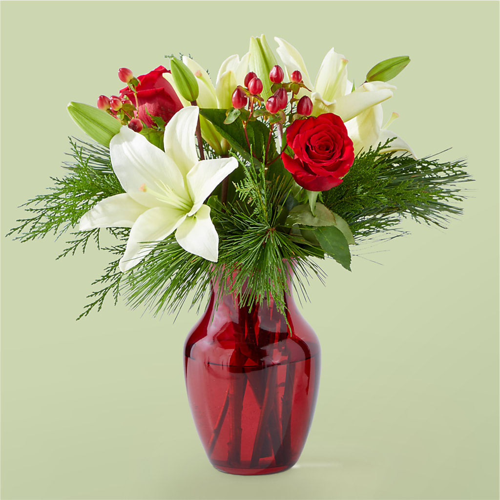 Evergreen Delight Bouquet – Woodbury Flowers, Woodbury GA