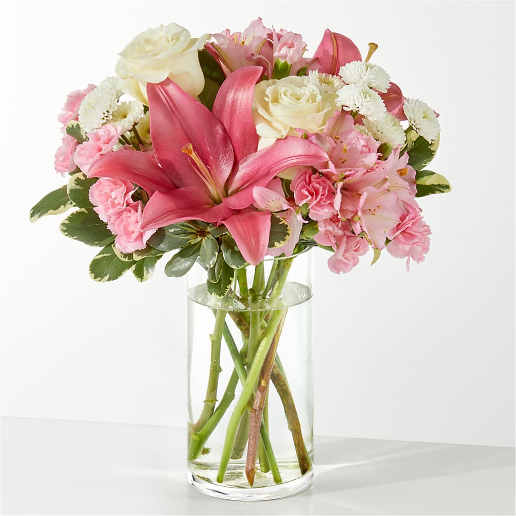 Piece of Cake Bouquet – Woodbury Flowers, Woodbury GA