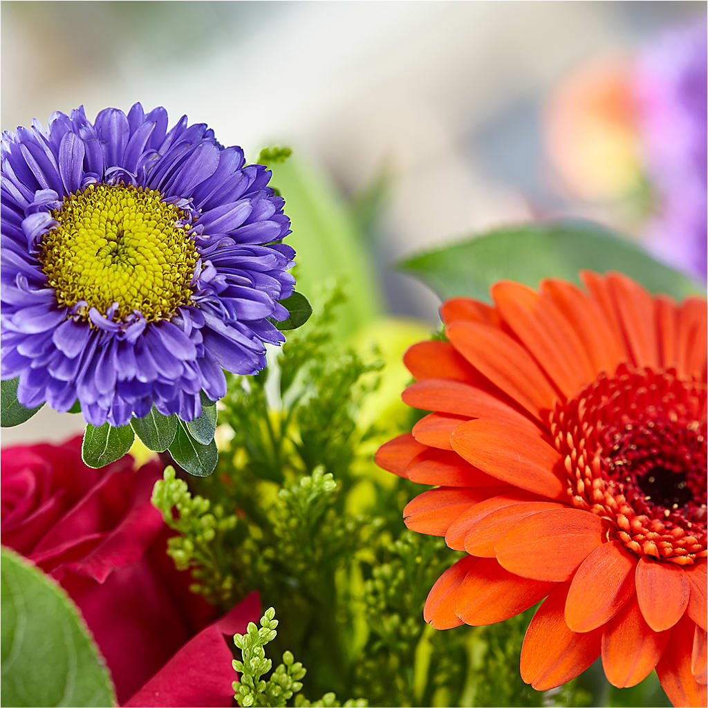 Bold & Bright – A Florist Original –  Woodbury Flowers, Woodbury GA