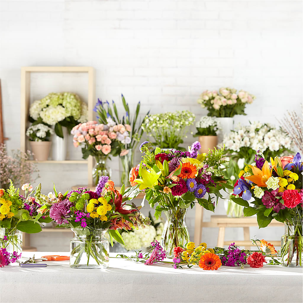 Bold & Bright – A Florist Original –  Woodbury Flowers, Woodbury GA