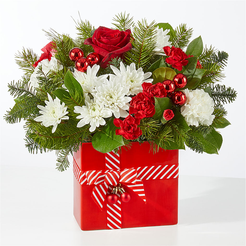 Presents Under the Tree Bouquet –  Woodbury Flowers, Woodbury GA