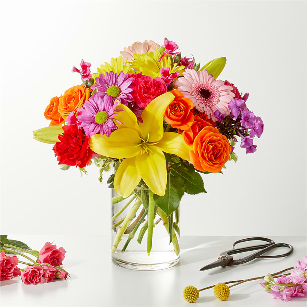 Cue the Confetti - A Florist Original –  Woodbury Flowers, Woodbury GA