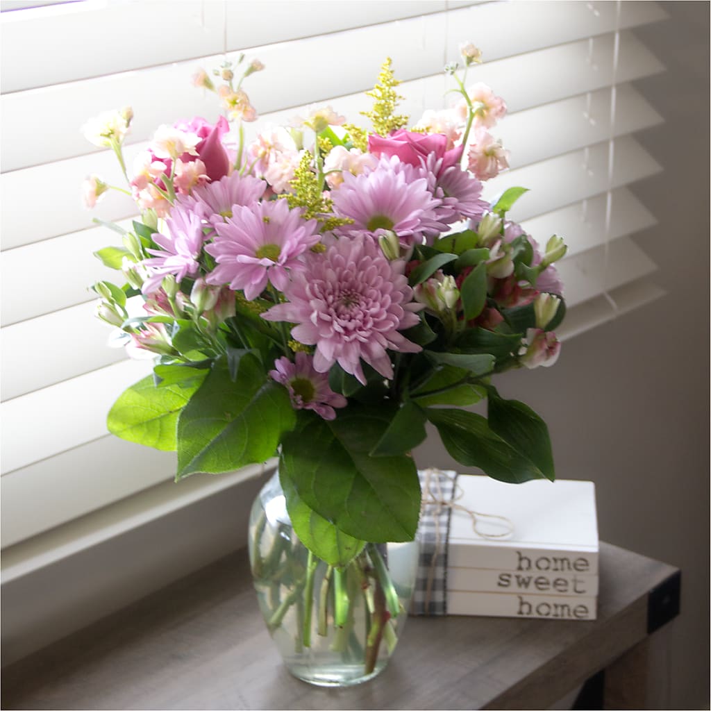Pastel Tradition - A Florist Original –  Woodbury Flowers, Woodbury GA