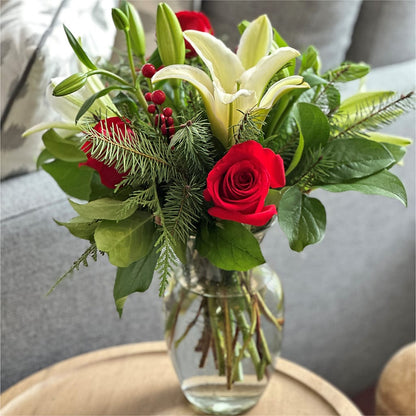 Sparkling Snowflakes Bouquet –  Woodbury Flowers, Woodbury GA