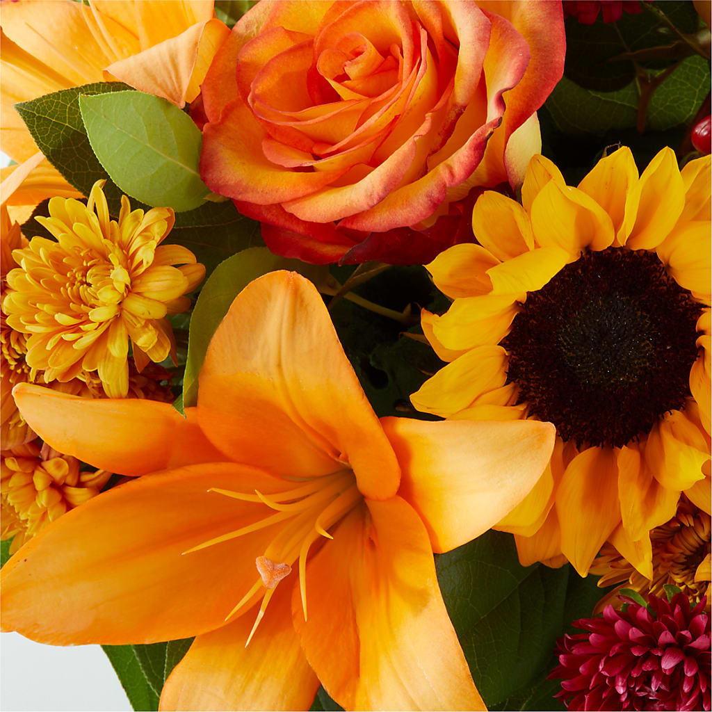 Grateful Centerpiece –  Woodbury Flowers, Woodbury GA