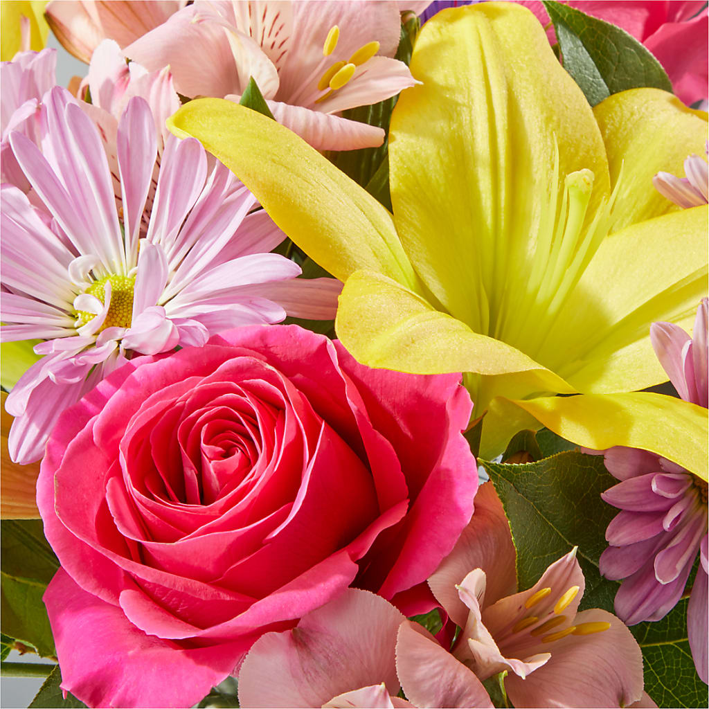 Sprinkles Bouquet –  Woodbury Flowers, Woodbury GA