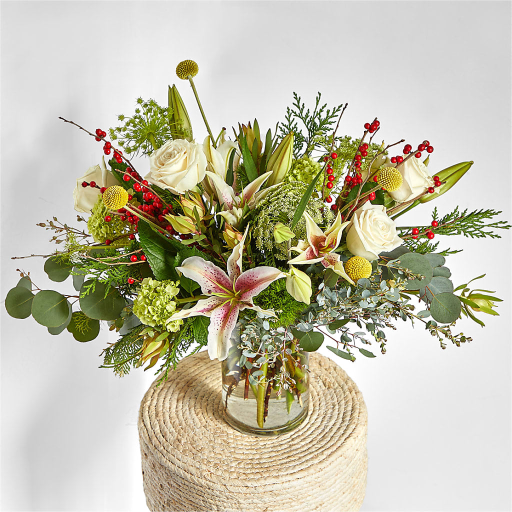 Berry & Bright Bouquet –  Woodbury Flowers, Woodbury GA