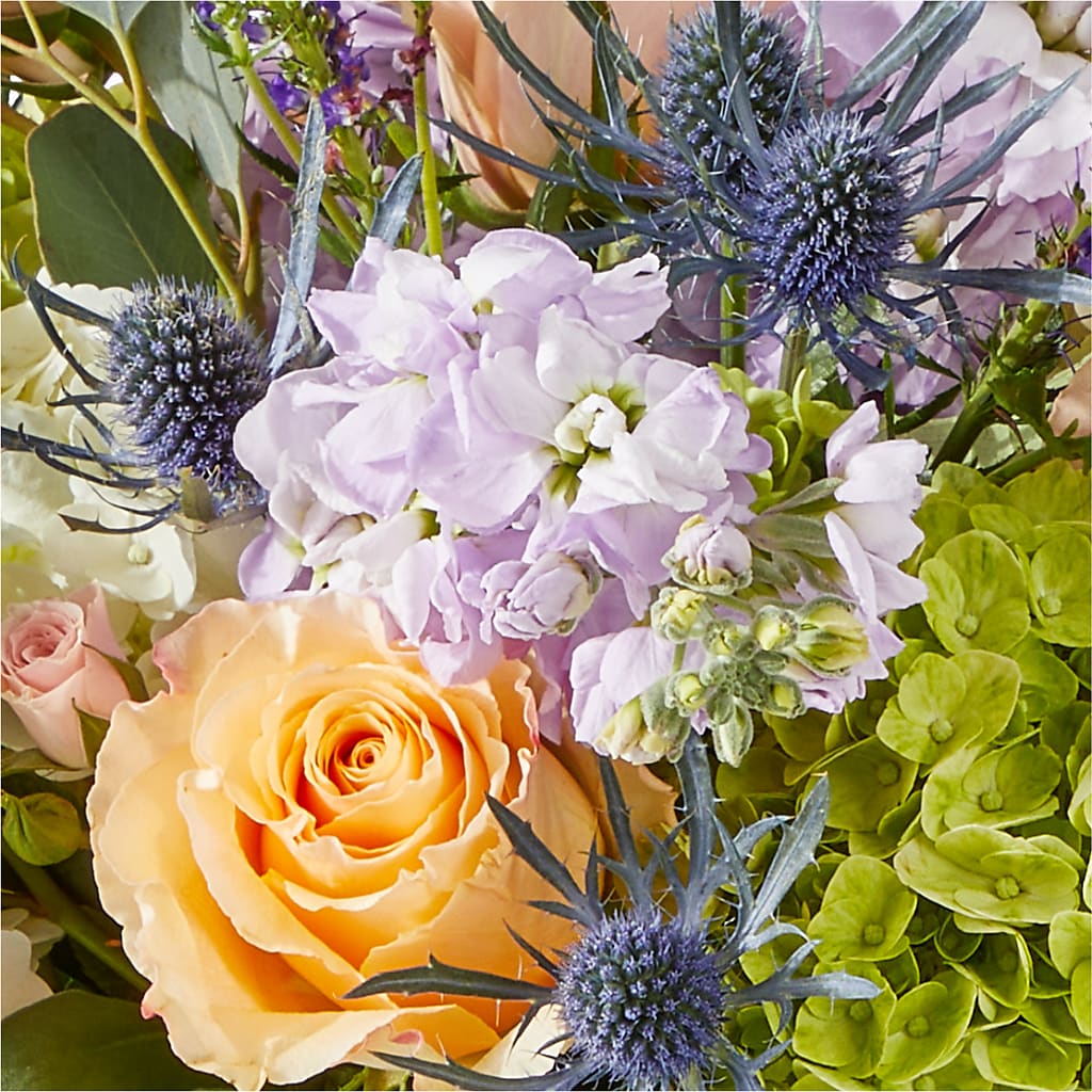Porch Swing Bouquet –  Woodbury Flowers, Woodbury GA