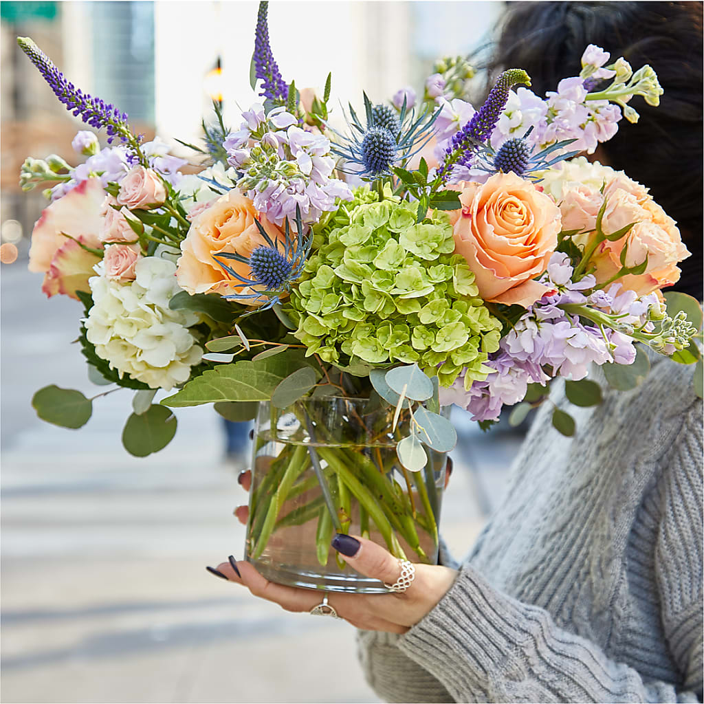 Porch Swing Bouquet –  Woodbury Flowers, Woodbury GA