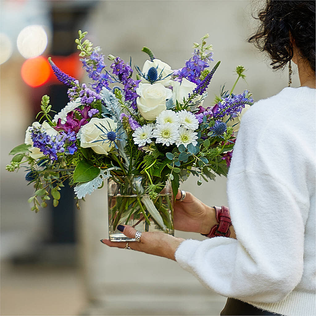 Shooting Star Bouquet –  Woodbury Flowers, Woodbury GA