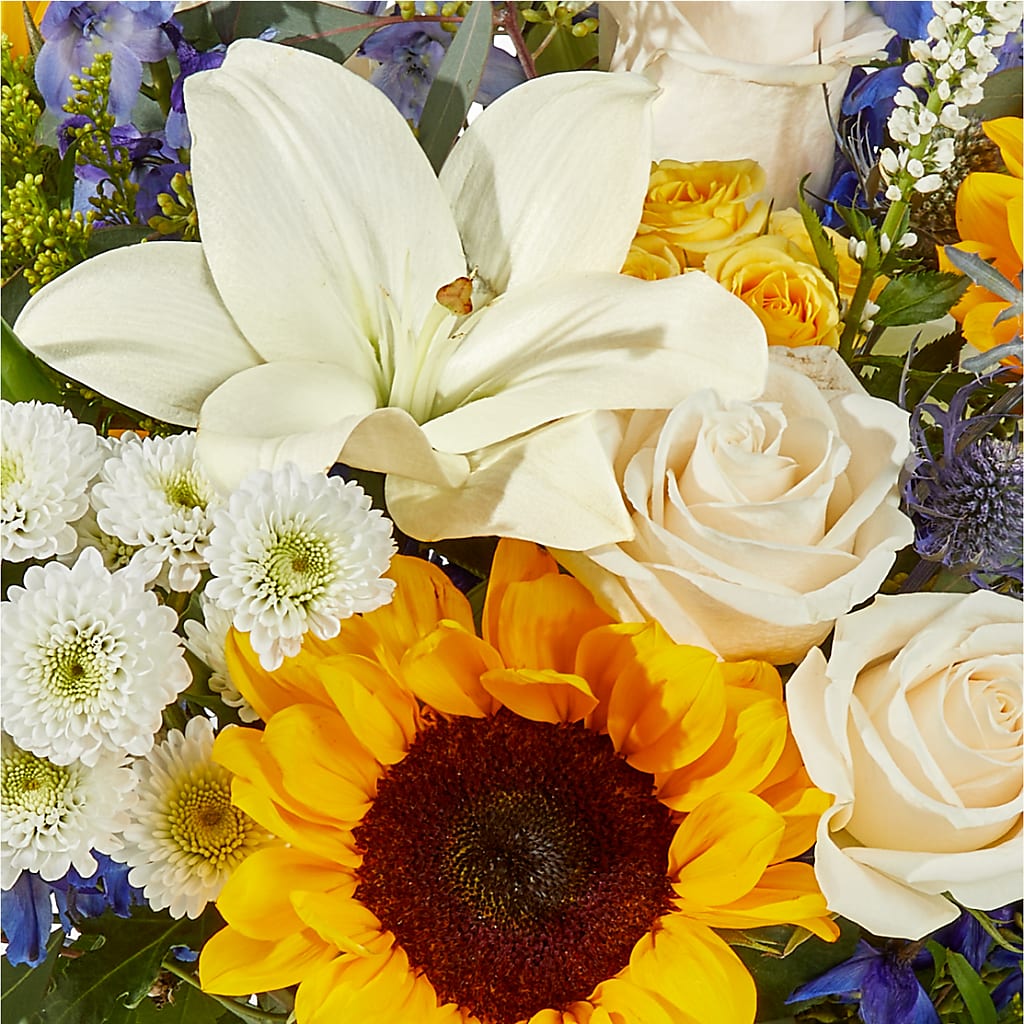Wonderfully Sunny Bouquet –  Woodbury Flowers, Woodbury GA
