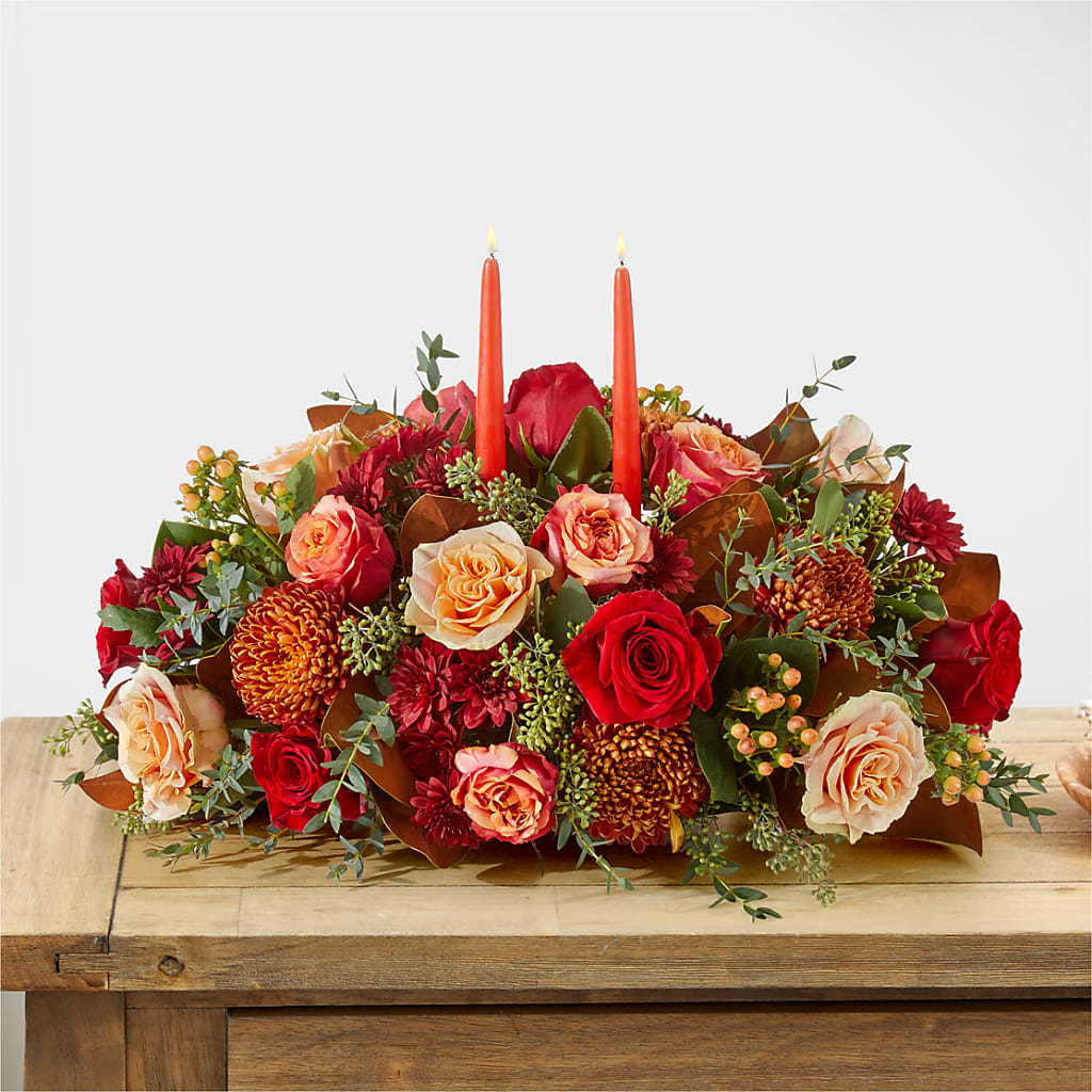 Gather Near Centerpiece –  Woodbury Flowers, Woodbury GA