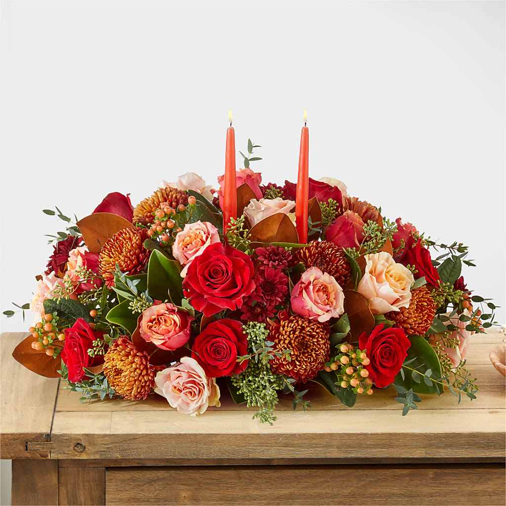 Gather Near Centerpiece –  Woodbury Flowers, Woodbury GA