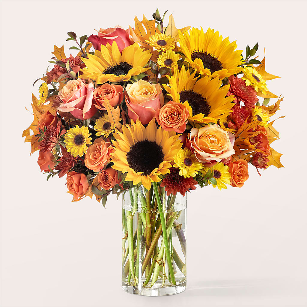 Fluttering Foliage Bouquet –  Woodbury Flowers, Woodbury GA