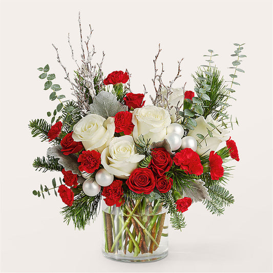 Trimming the Tree Bouquet –  Woodbury Flowers, Woodbury GA
