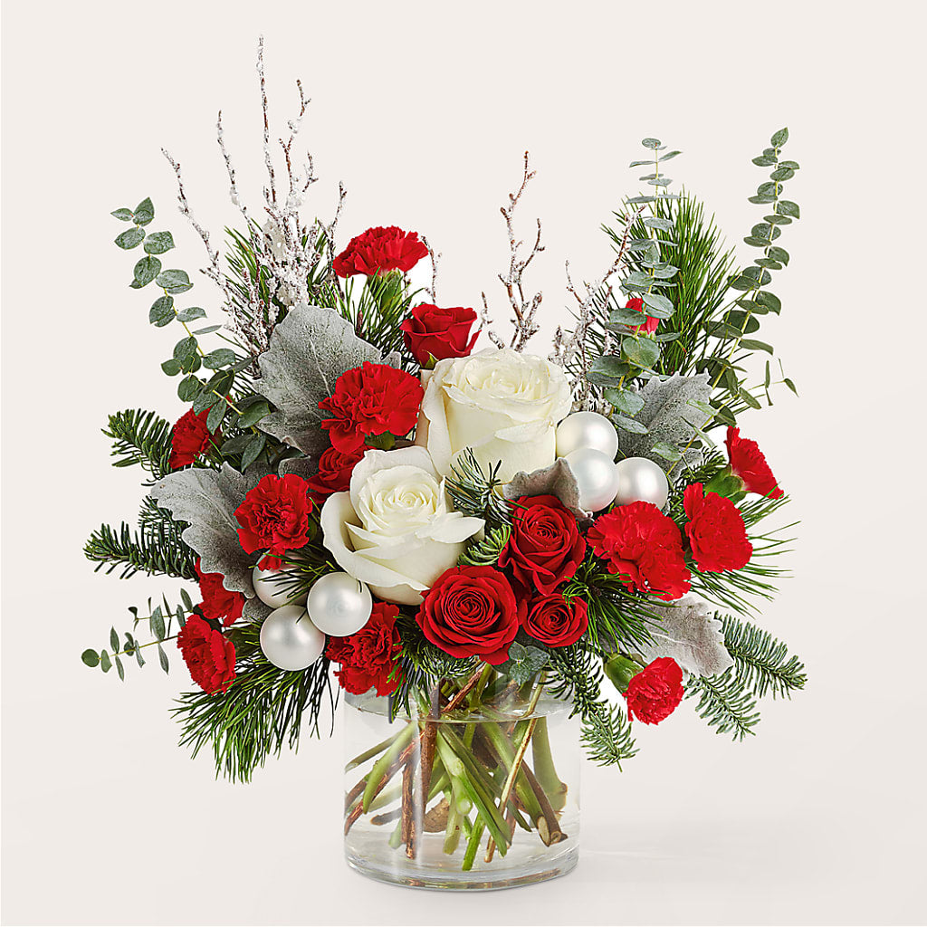 Trimming the Tree Bouquet –  Woodbury Flowers, Woodbury GA
